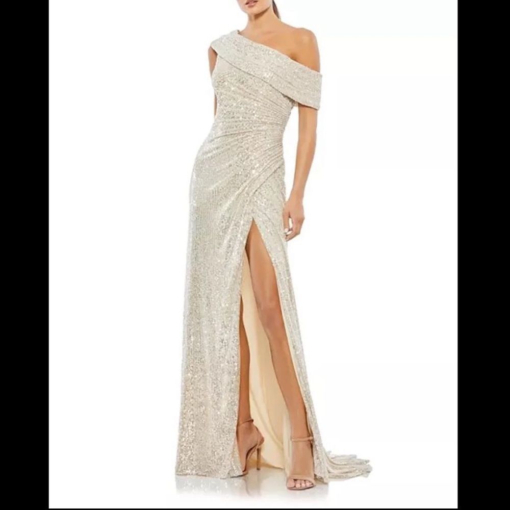 Mac Duggal Off-the-Shoulder Beaded Side Shirred Gown